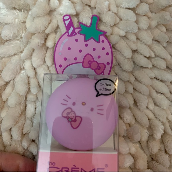 The crème shop hello kitty strawberry rose latte macaron lip balm - Picture 3 of 8